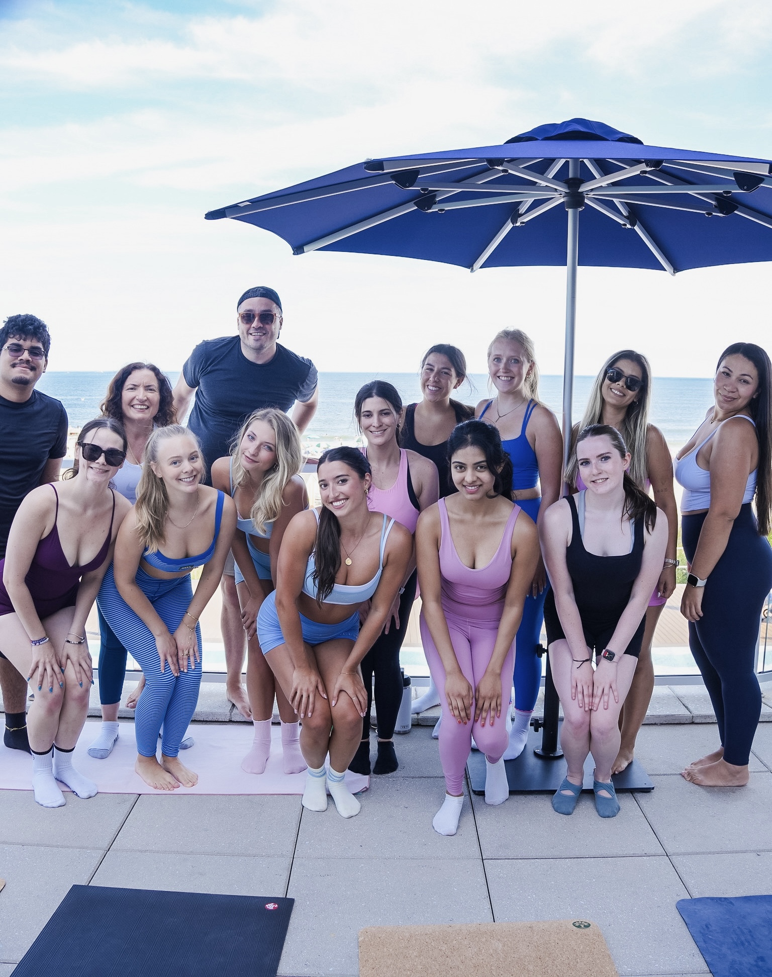 Sea Sculpt class group photo at Wave Resort